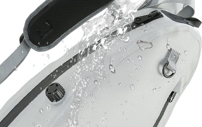 Advantages of the Waterproof Sling Bag-2