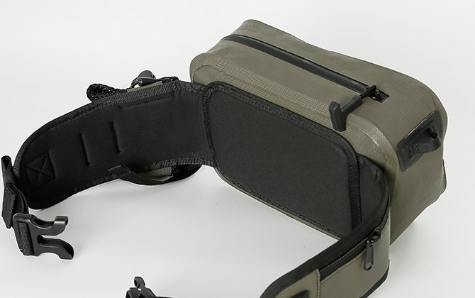 Advantages of the Waterproof Waist Bag
