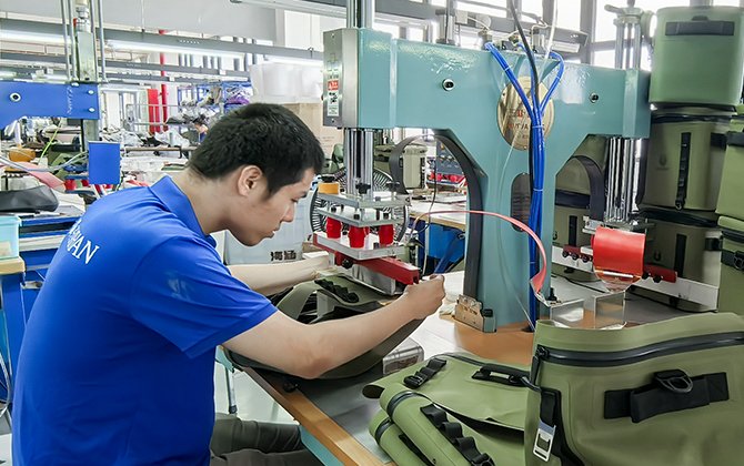 High-Quality Waterproof Bag Production Factory, A Leading Custom Manufacturer in China